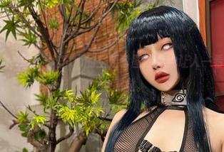 又一波更新，Choi Ji Yun的空姐套图是那种让人一看就“要换机票”的感觉。